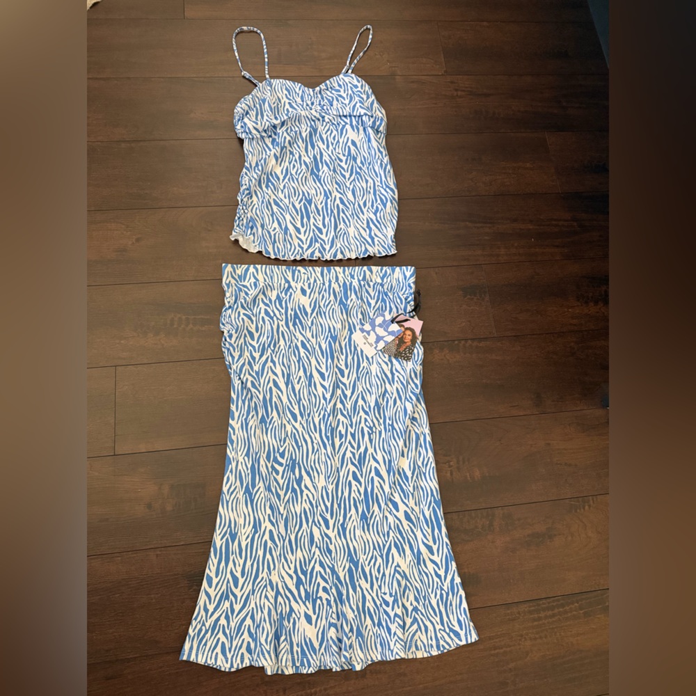 DVF X Target Set - Picture 4 of 14